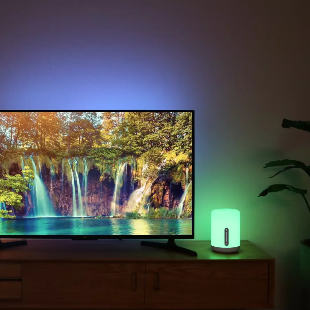 Pametna nočna svetilka XIAOMI Mi Bedside Lamp 2, 400lm, RGB, WiFi, bela