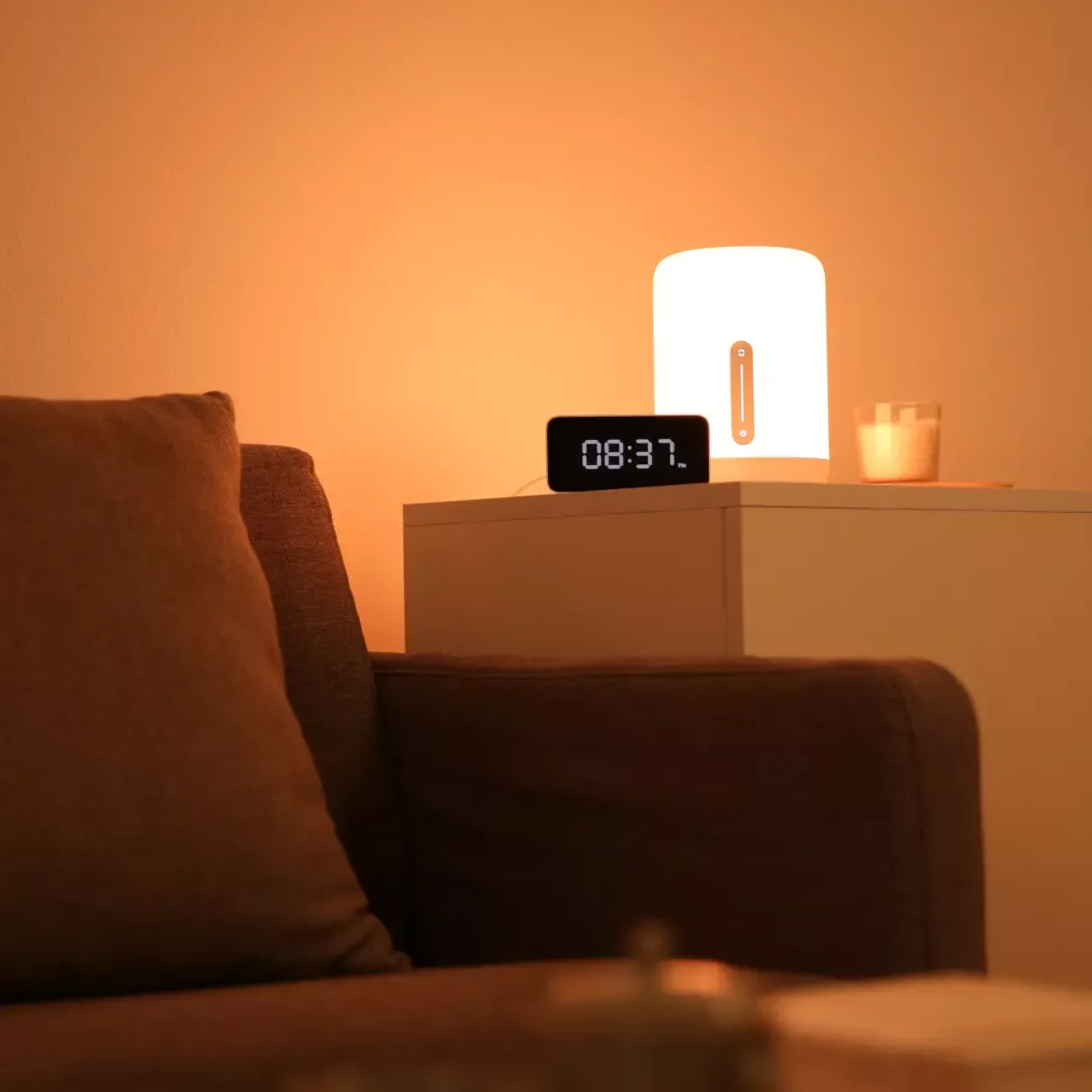 Pametna nočna svetilka XIAOMI Mi Bedside Lamp 2, 400lm, RGB, WiFi, bela