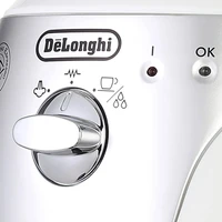 Kavni aparat DELONGHI EC221.W CM, 15 barov, espresso-pump, bel