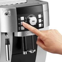 Kavni aparat DELONGHI Magnifica S ECAM21.117.SB, 15 barov, avtonomni, srebrno